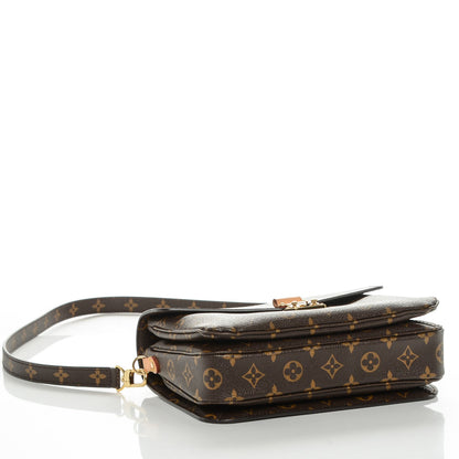 Louis Vuitton Monogram Pochette Metis 4 of 6