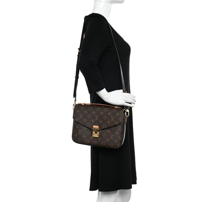 Louis Vuitton Monogram Pochette Metis 2 of 10