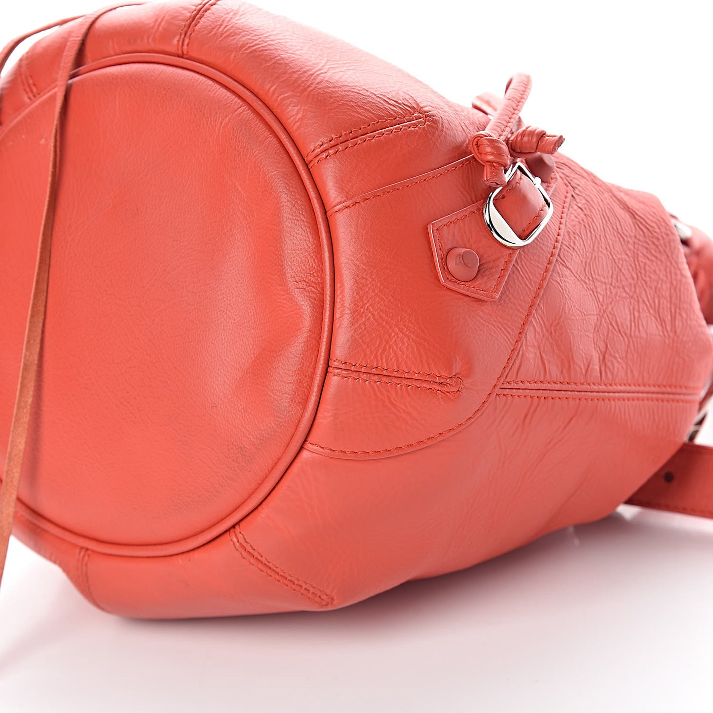 Matte Goatskin Rubber Covered Classic Hardware Mini Pompon Rouge Coquelicot Rouge Braise