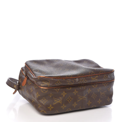 Louis Vuitton Monogram Crossbody 4 of 15