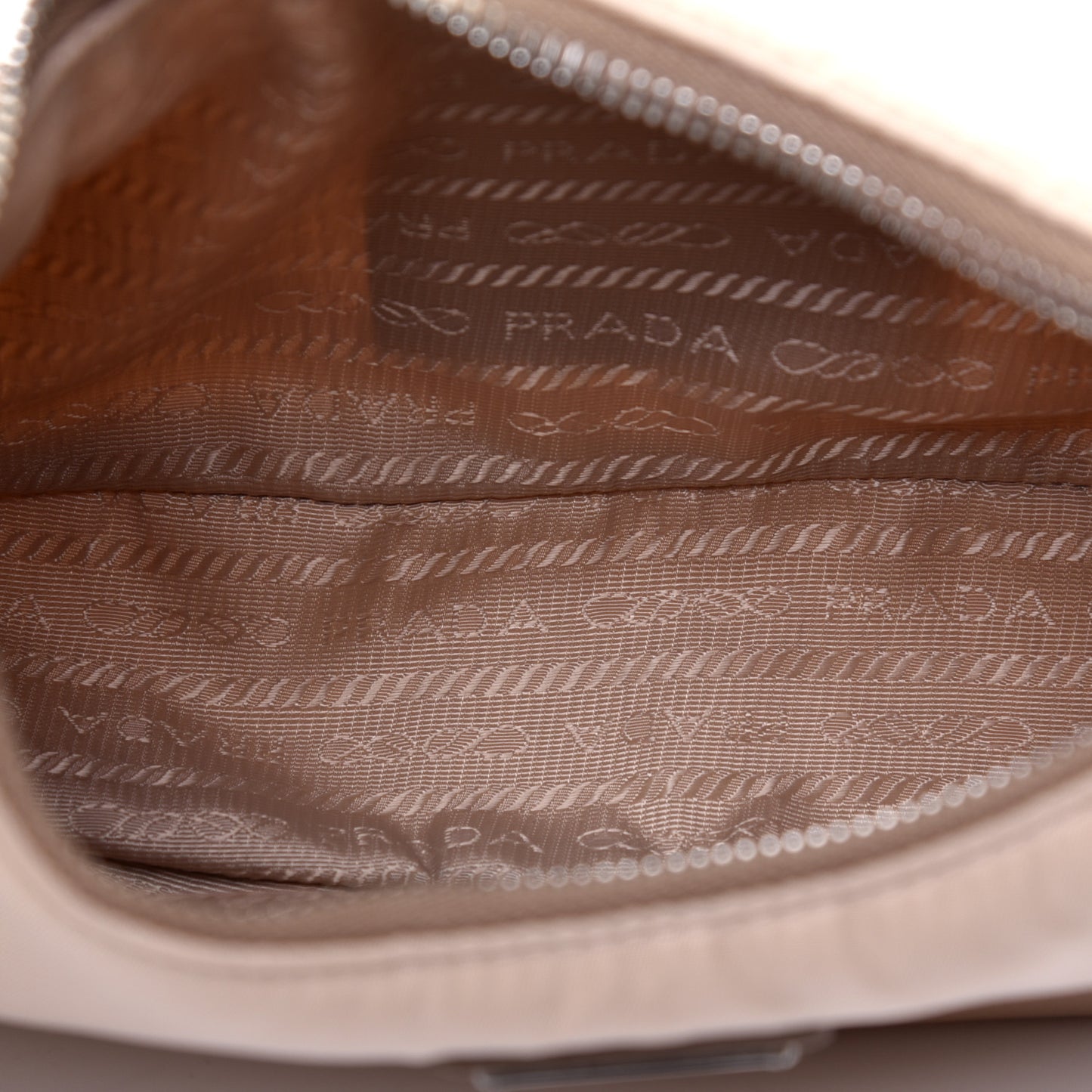 Nylon Re-Edition 2005 Shoulder Bag Cammeo