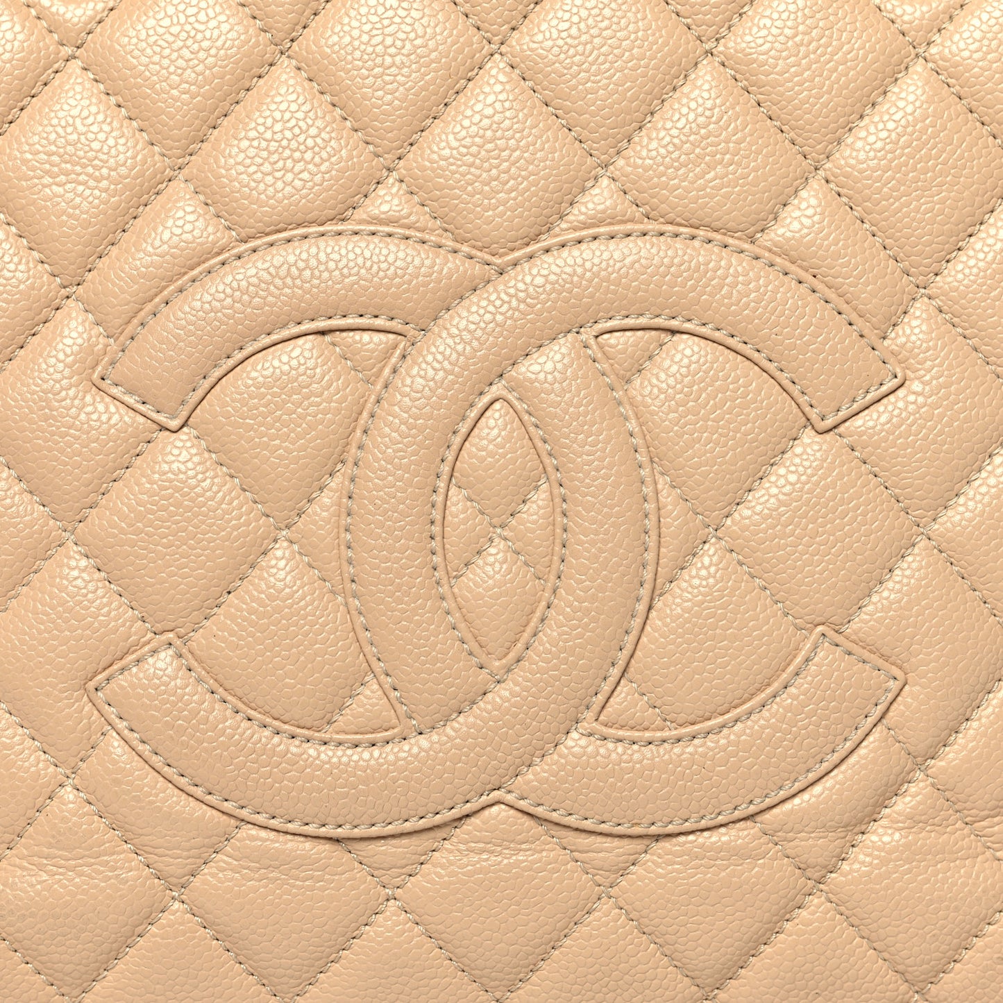 Caviar Quilted Grand Shopping Tote GST Beige Clair
