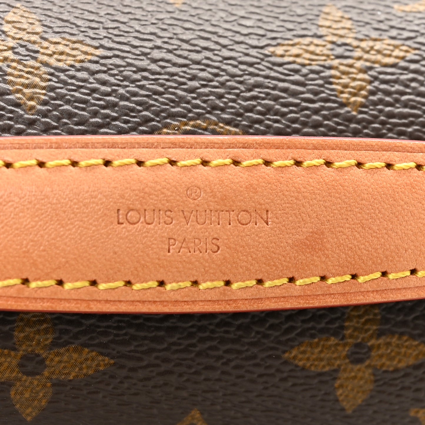 Monogram Pochette Metis East West