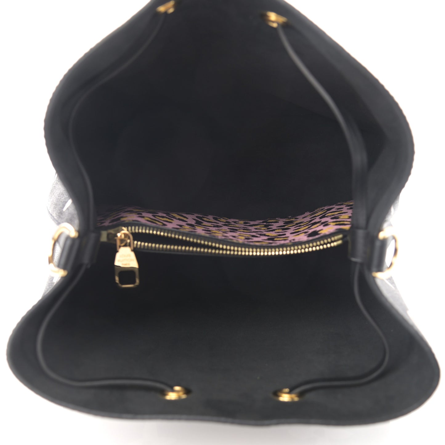 Monogram Giant Wild At Heart Neonoe MM Black