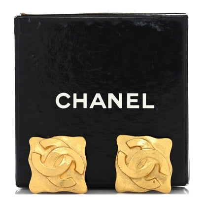 Chanel CC Diamond Shaped Clip On Earrings Gold 5 of 5