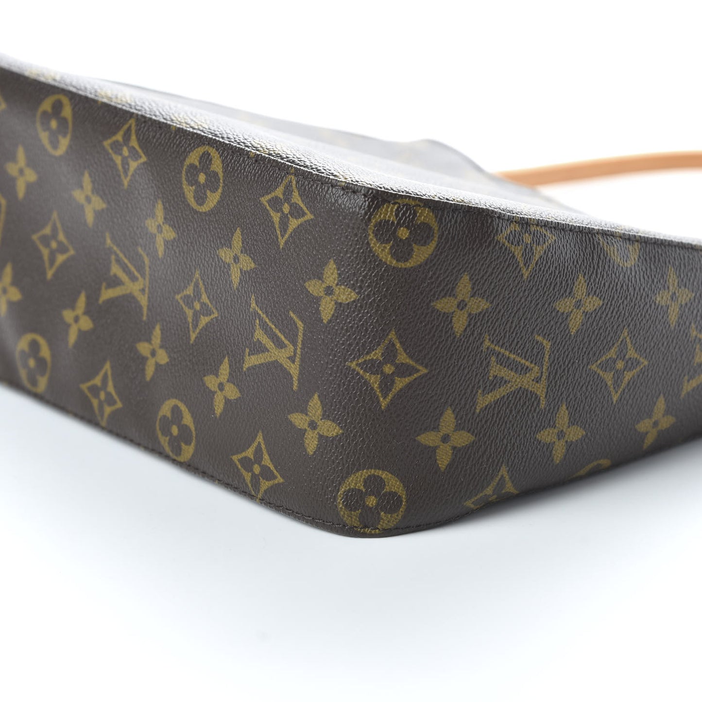 Monogram Looping MM