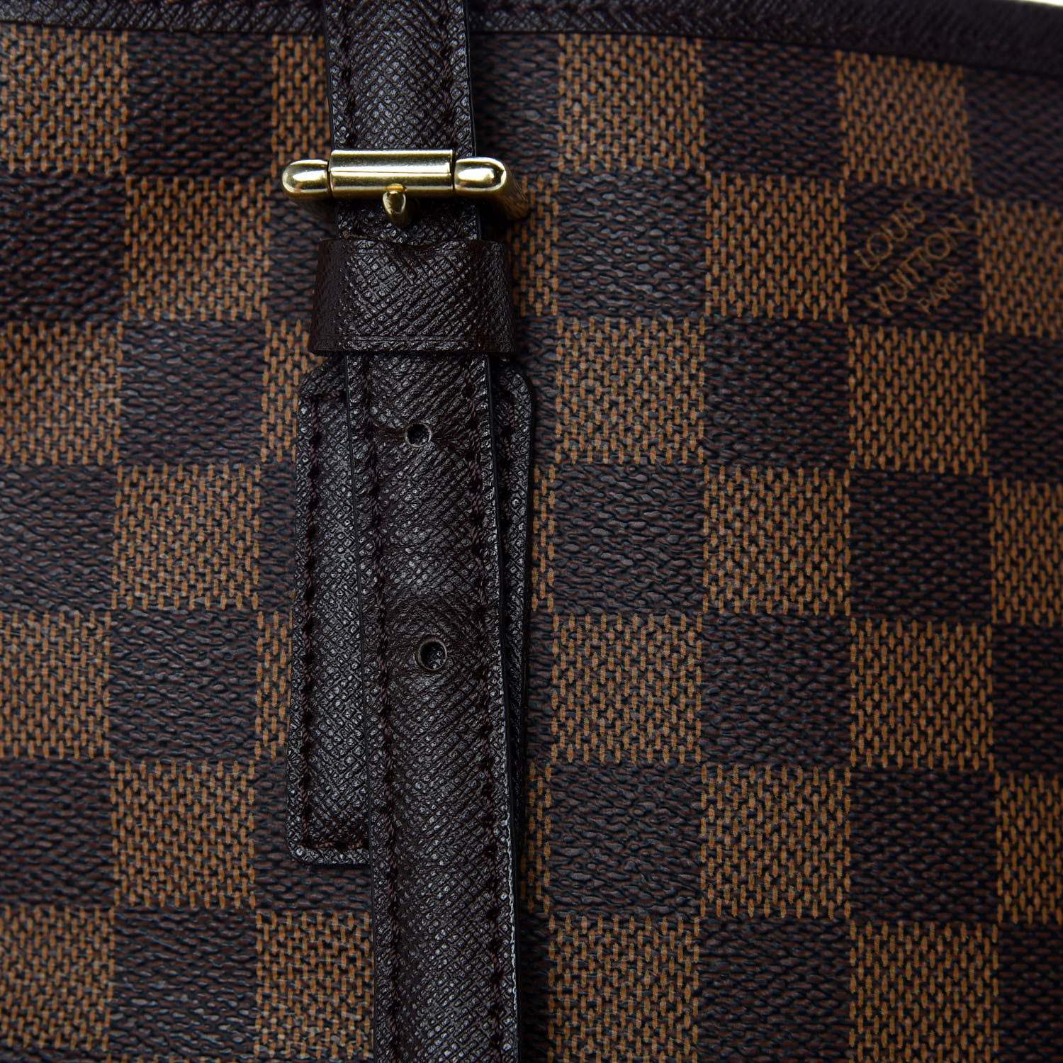 Louis Vuitton Damier Ebene Marais Bucket 23 12 of 15