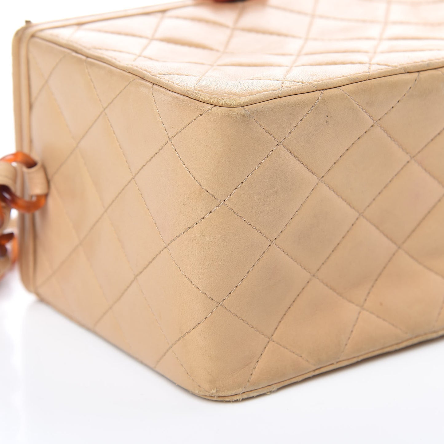 Lambskin Quilted Tortoise Box Bag Beige