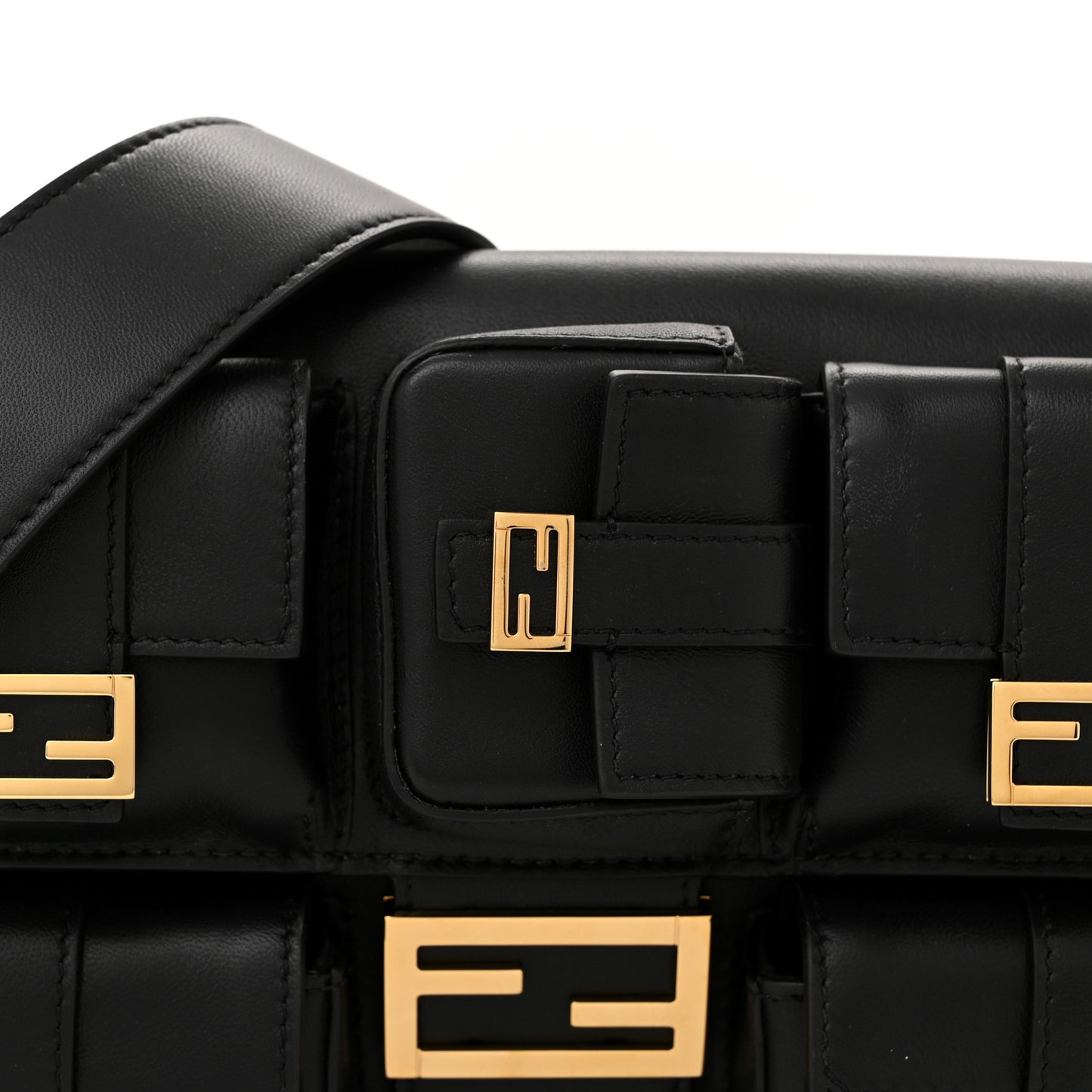 Shiny Nappa Multipocket Baguette Black