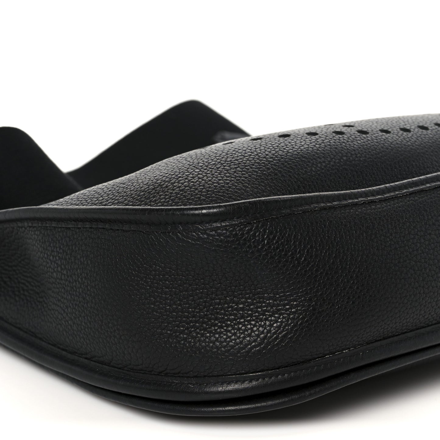 Taurillon Clemence Evelyne II PM Black