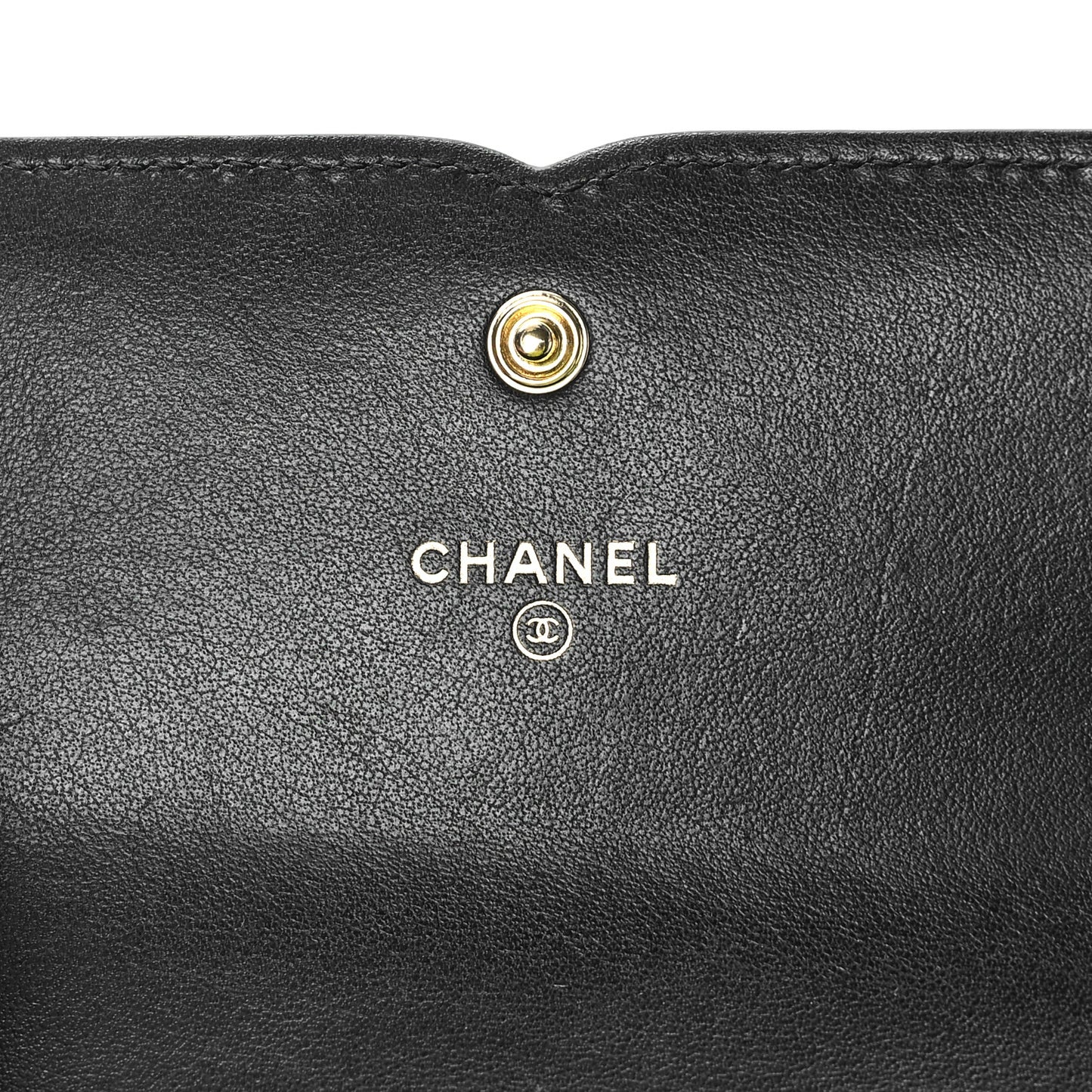 Caviar Quilted Medium Filigree Flap Wallet Black