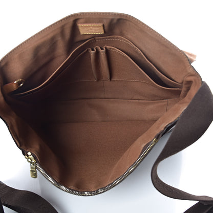 Louis Vuitton Monogram Beaubourg MM Messenger Bag 5 of 13