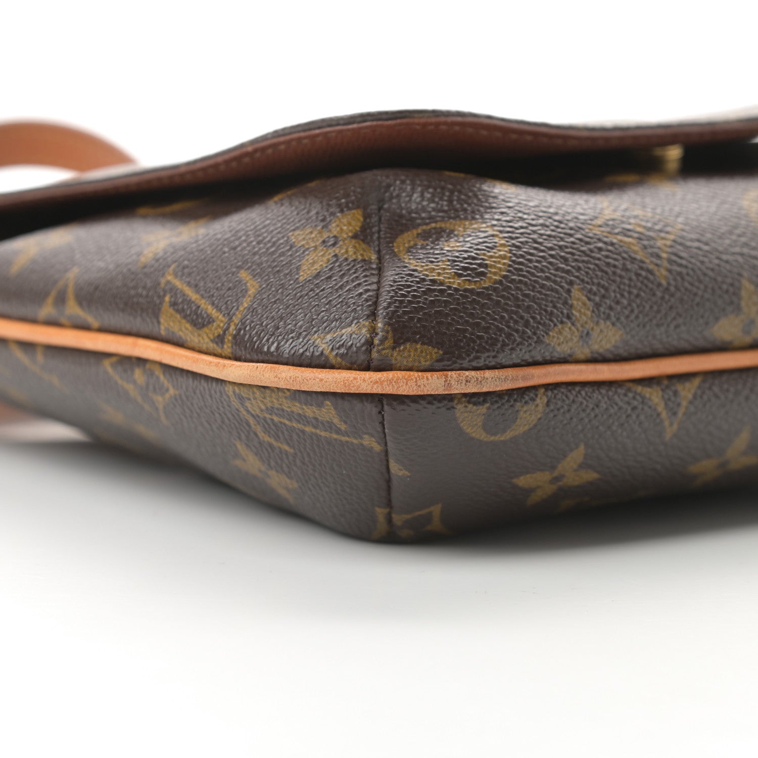 Louis Vuitton Monogram Musette Salsa 9 of 15