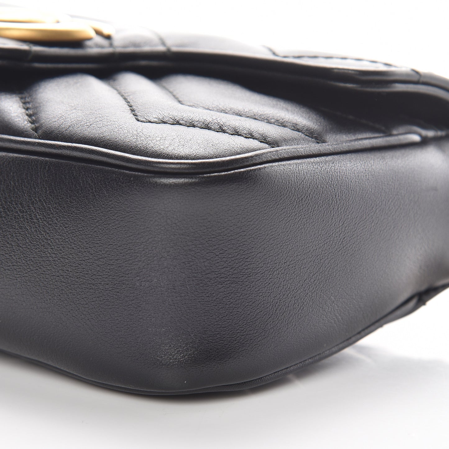 Calfskin Matelasse Super Mini GG Marmont Shoulder Bag Black