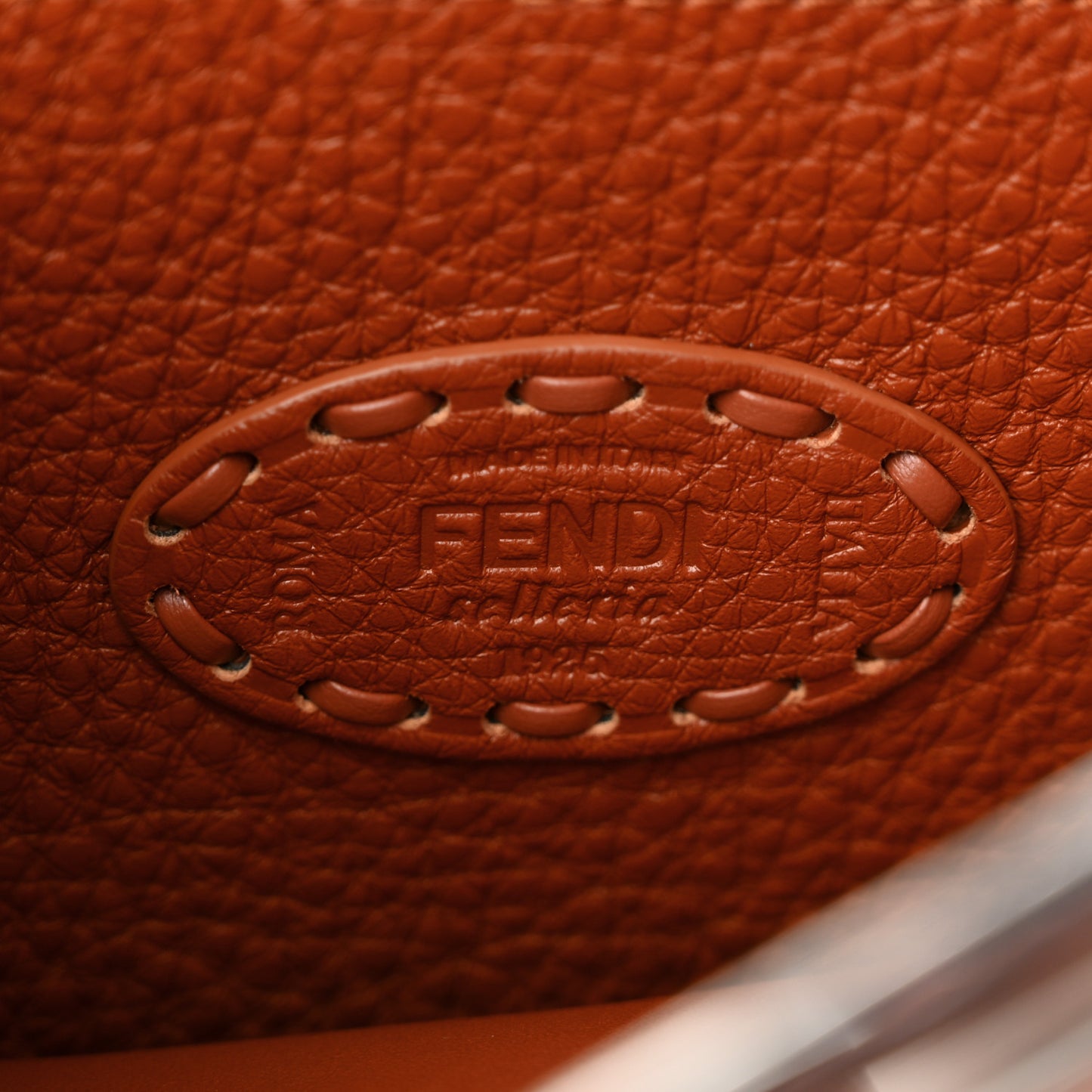 Cuoio Roma Sellerissima Nappa Sintetica Tape Stitch Medium Peekaboo I SEE U Satchel Brandy