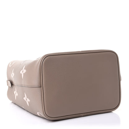 Louis Vuitton Empreinte Monogram Giant Neonoe MM Tourterelle Creme 4 of 9