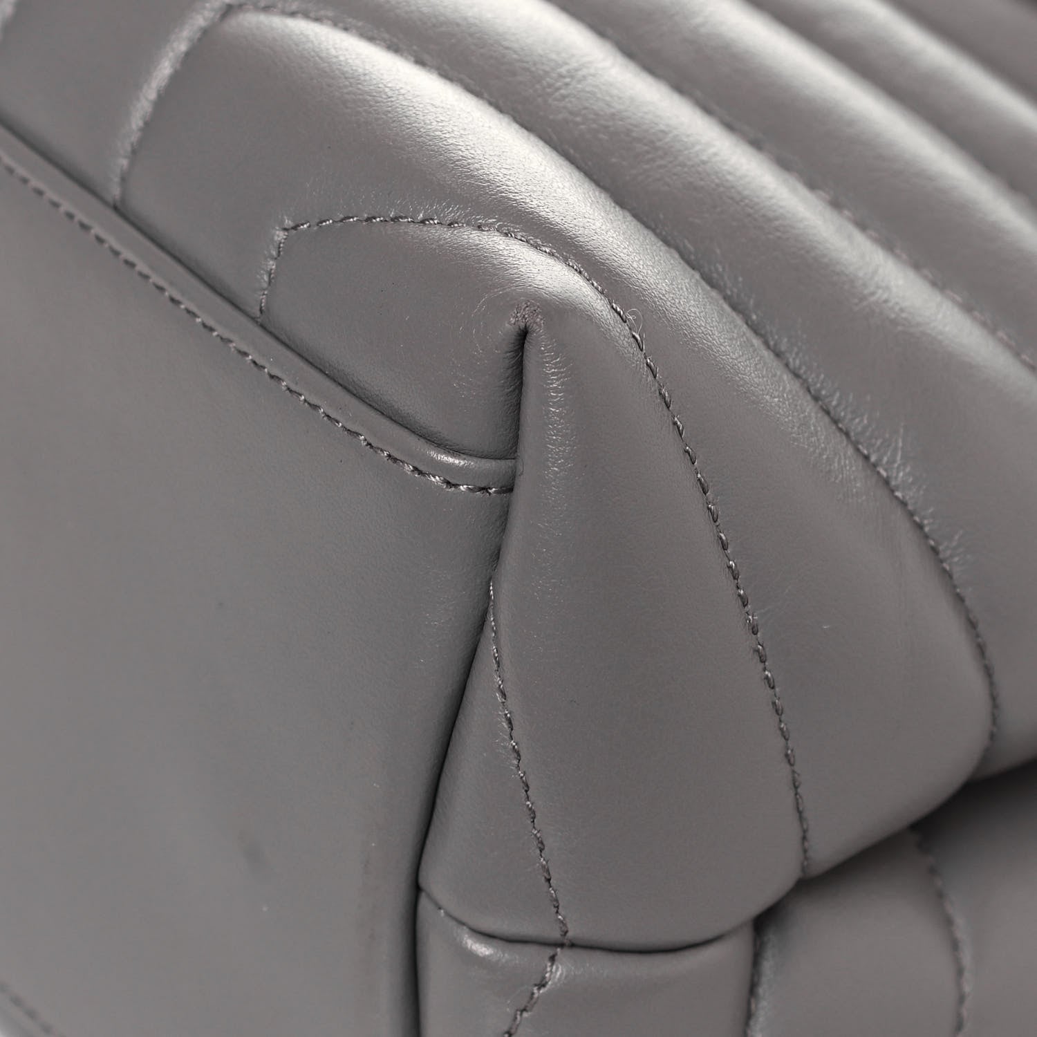 Saint Laurent Calfskin Y Quilted Monogram Medium Loulou Chain Satchel Light Gray 11 of 13