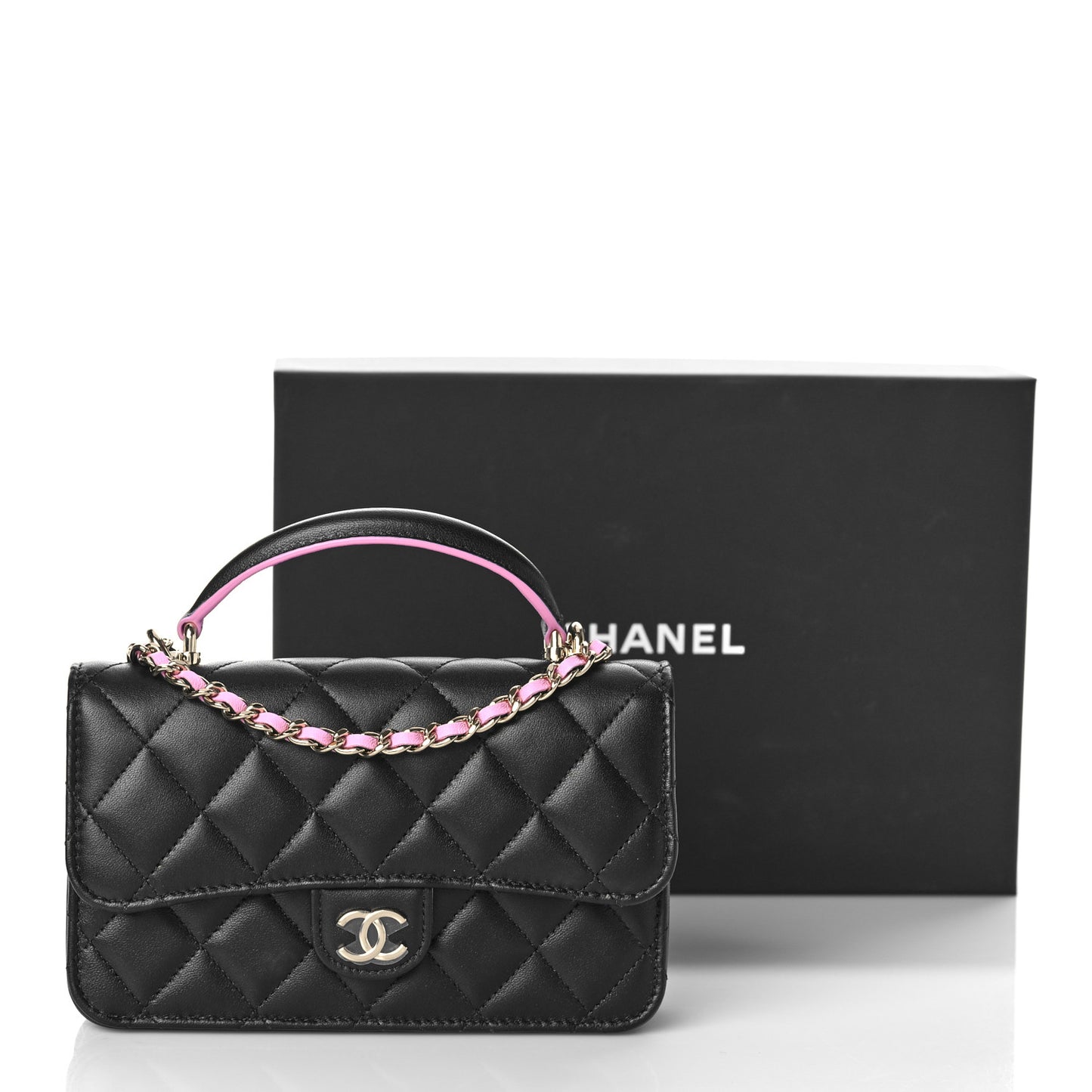 Lambskin Quilted Flap Phone Holder With Chain Black Lilac