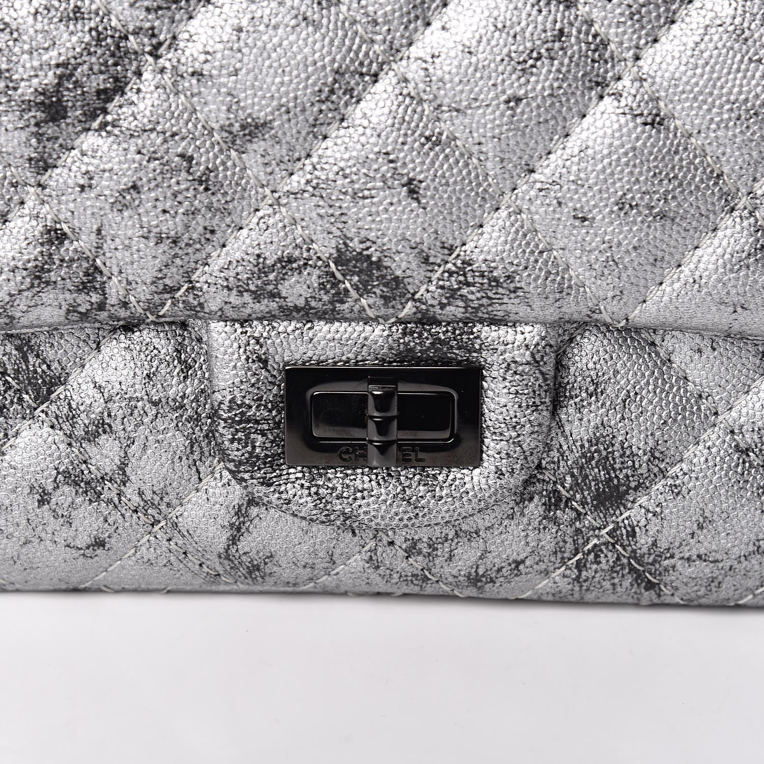 Chanel Metallic Caviar Quilted 2.55 Reissue 226 Flap Silver Black 11 of 11