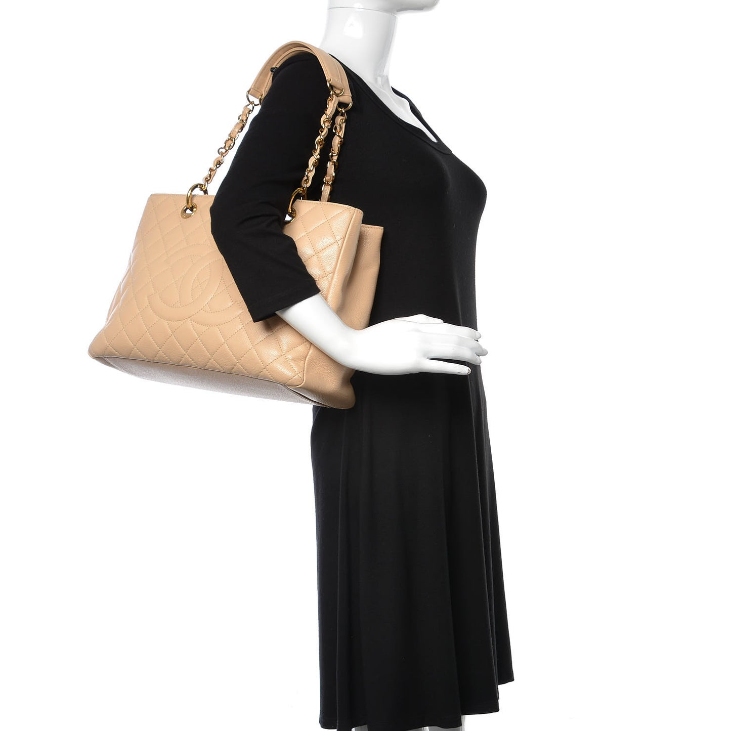 Caviar Quilted Grand Shopping Tote GST Beige Clair