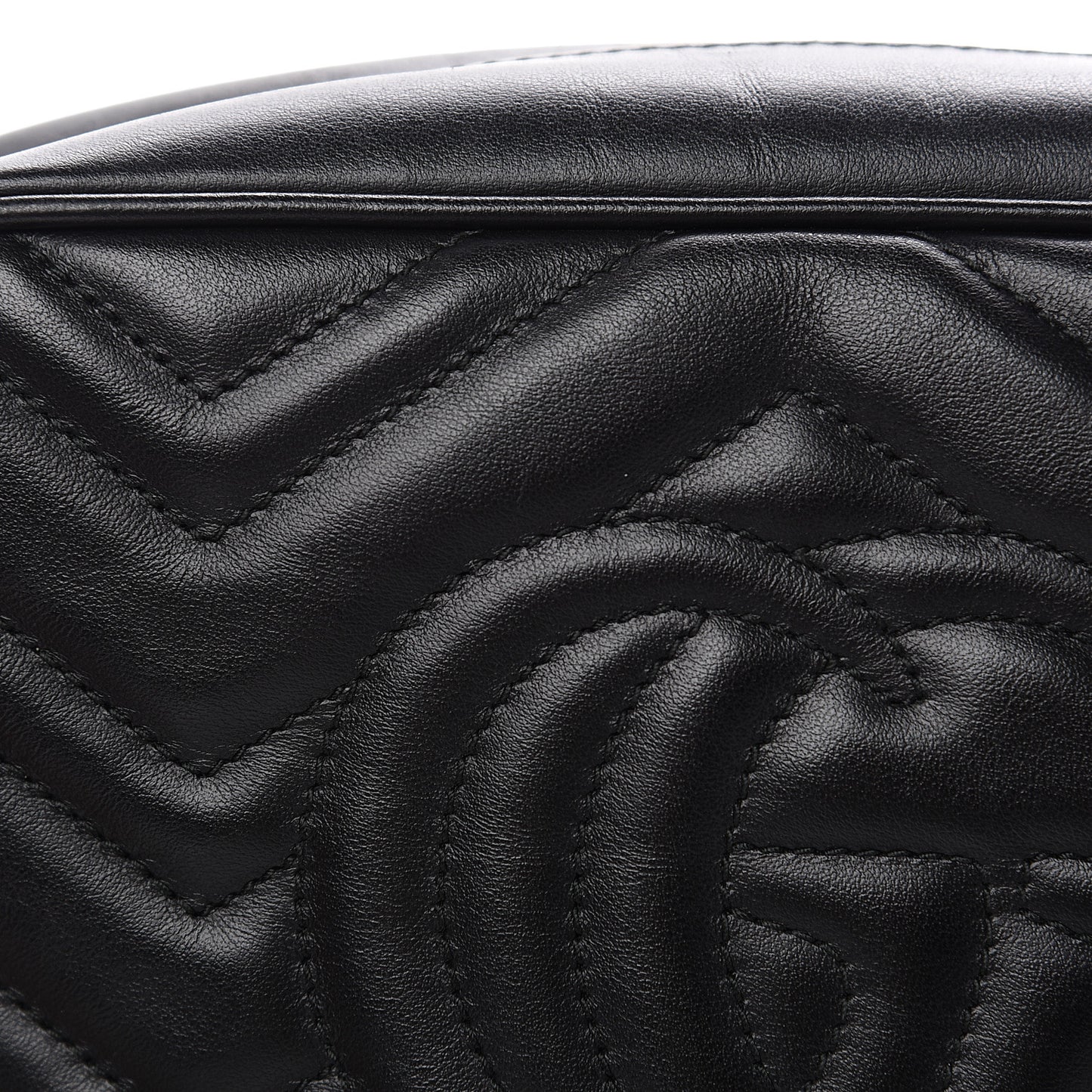Calfskin Matelasse Small GG Marmont Chain Shoulder Bag Black