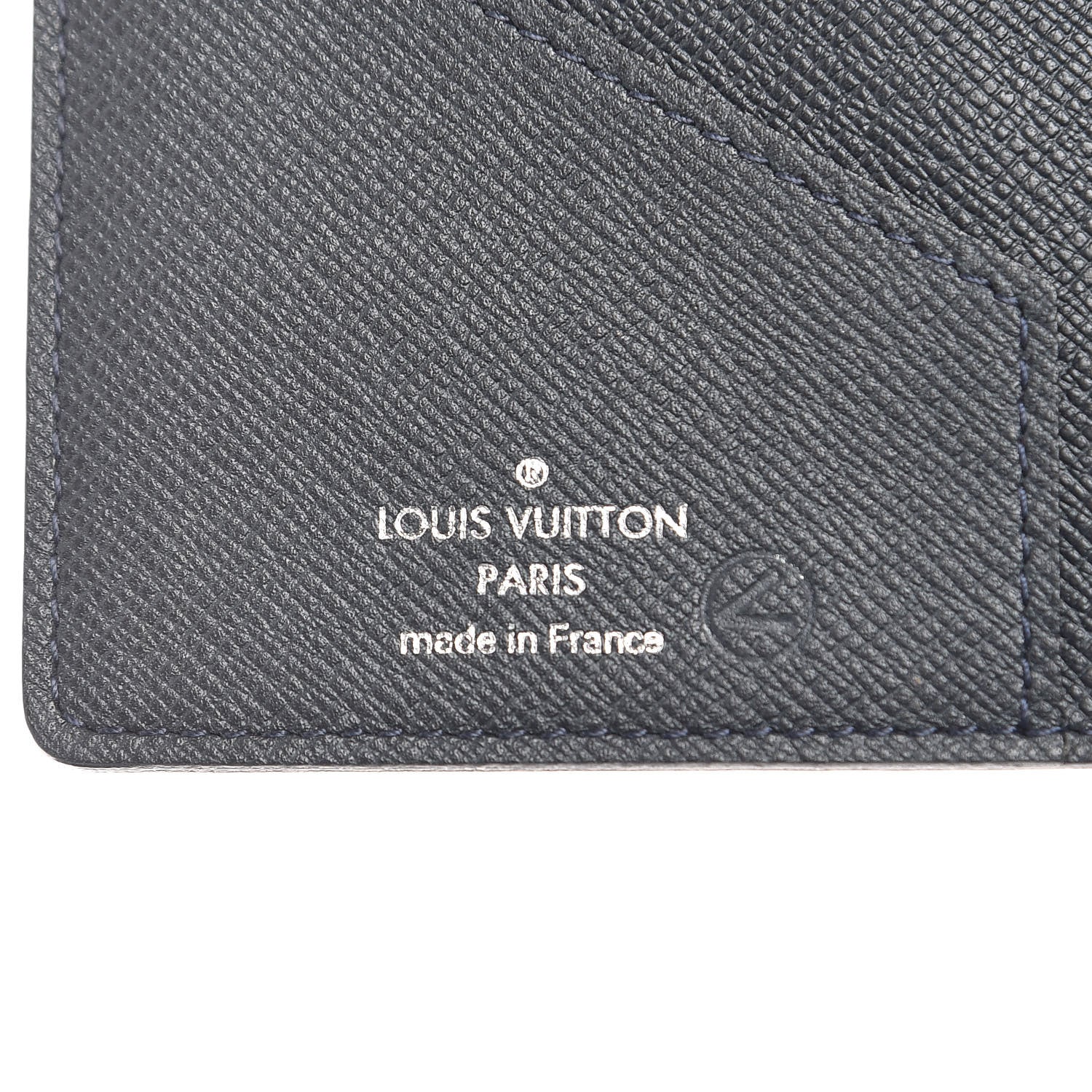 Louis Vuitton Taiga Porte Valeurs Organizer Wallet Blue Marine 6 of 7