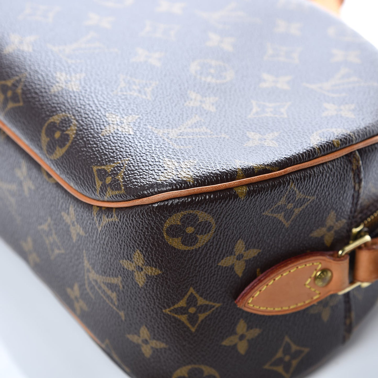 Monogram Blois