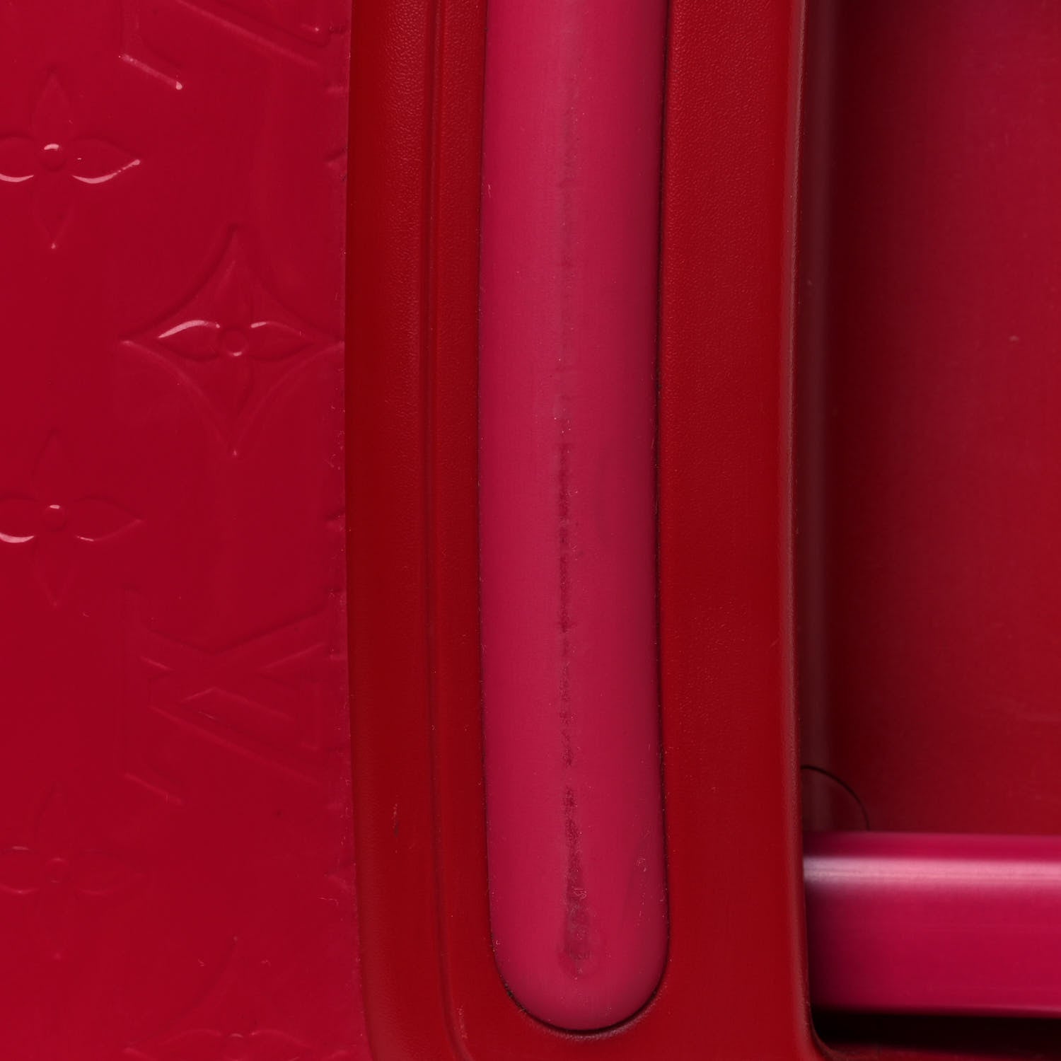 Louis Vuitton Vernis Pegase 45 Pomme D'Amour 16 of 16