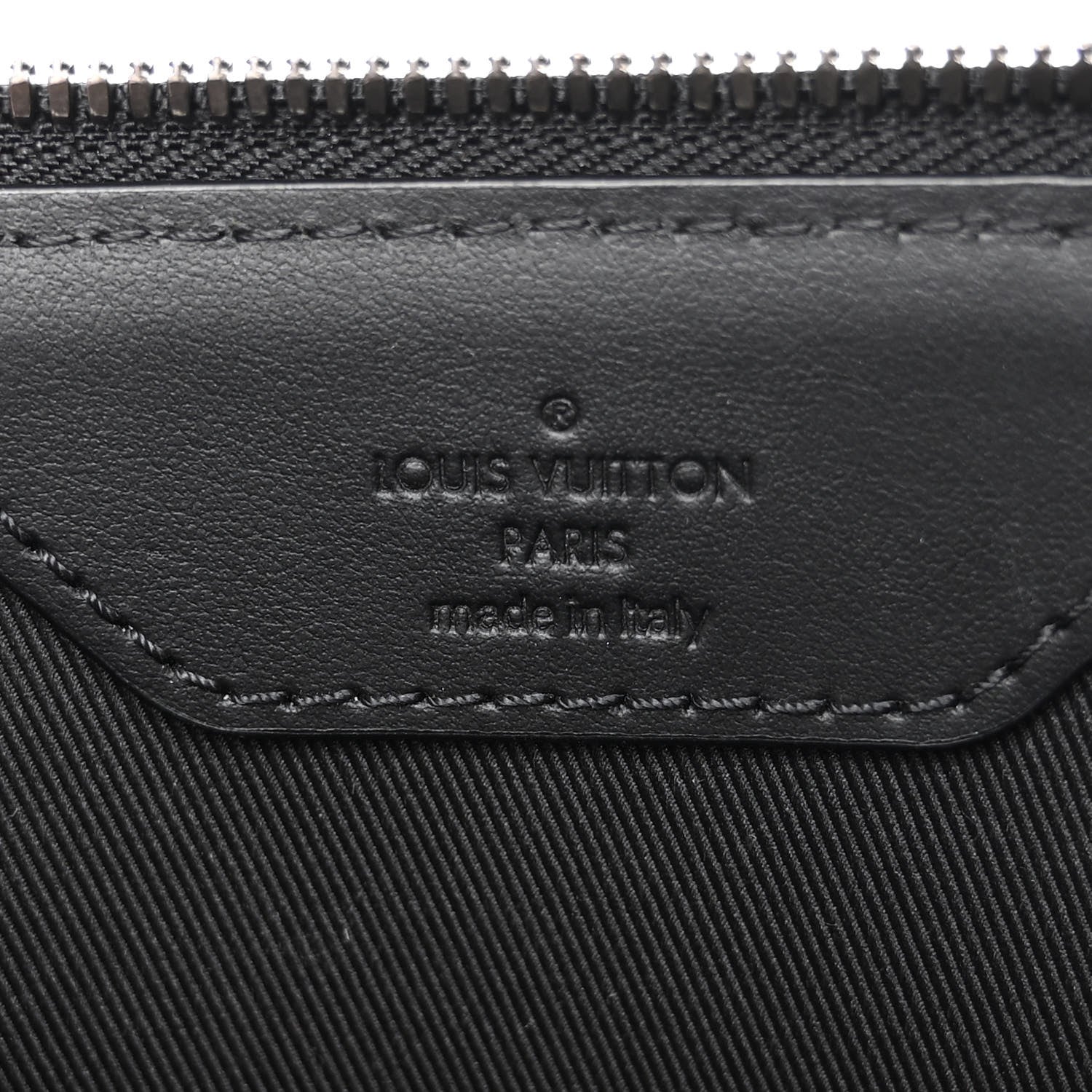 Louis Vuitton Monogram Eclipse Sac Plat Cross 6 of 9