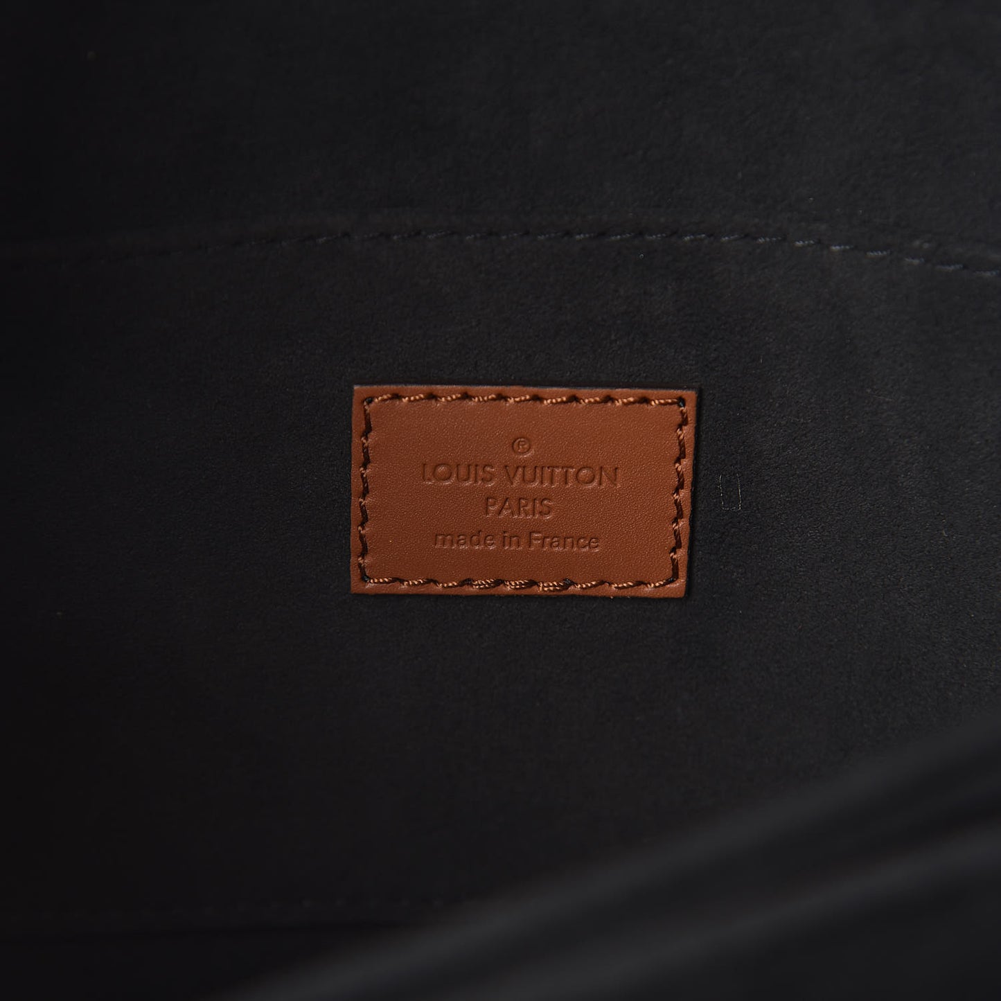 Reverse Monogram Dauphine MM