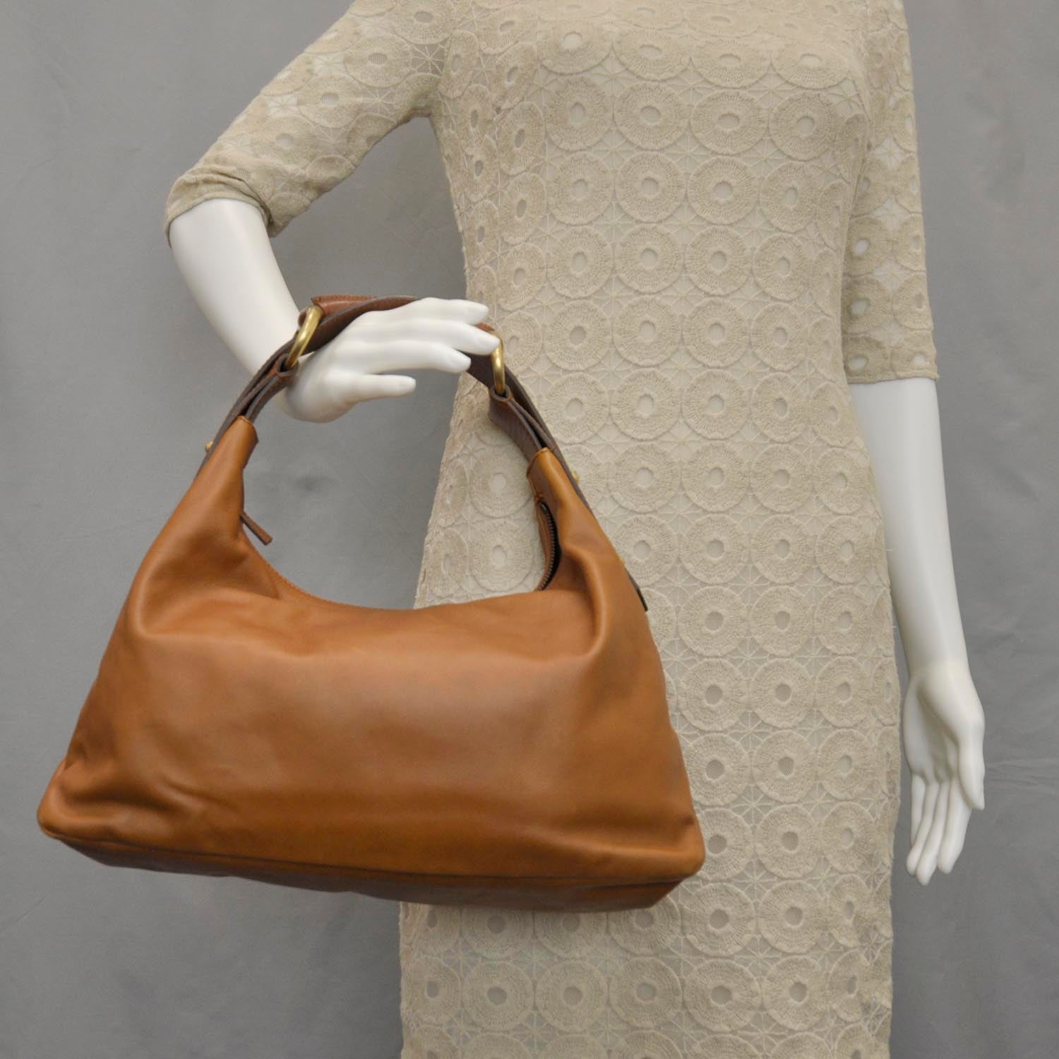 Gucci Leather Medium Horsebit Chain Hobo Tan 2 of 9