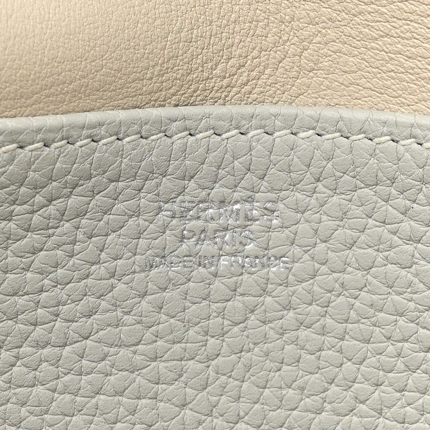Hermes Taurillon Clemence Halzan 31 GM Gris Perle Beton 6 of 11