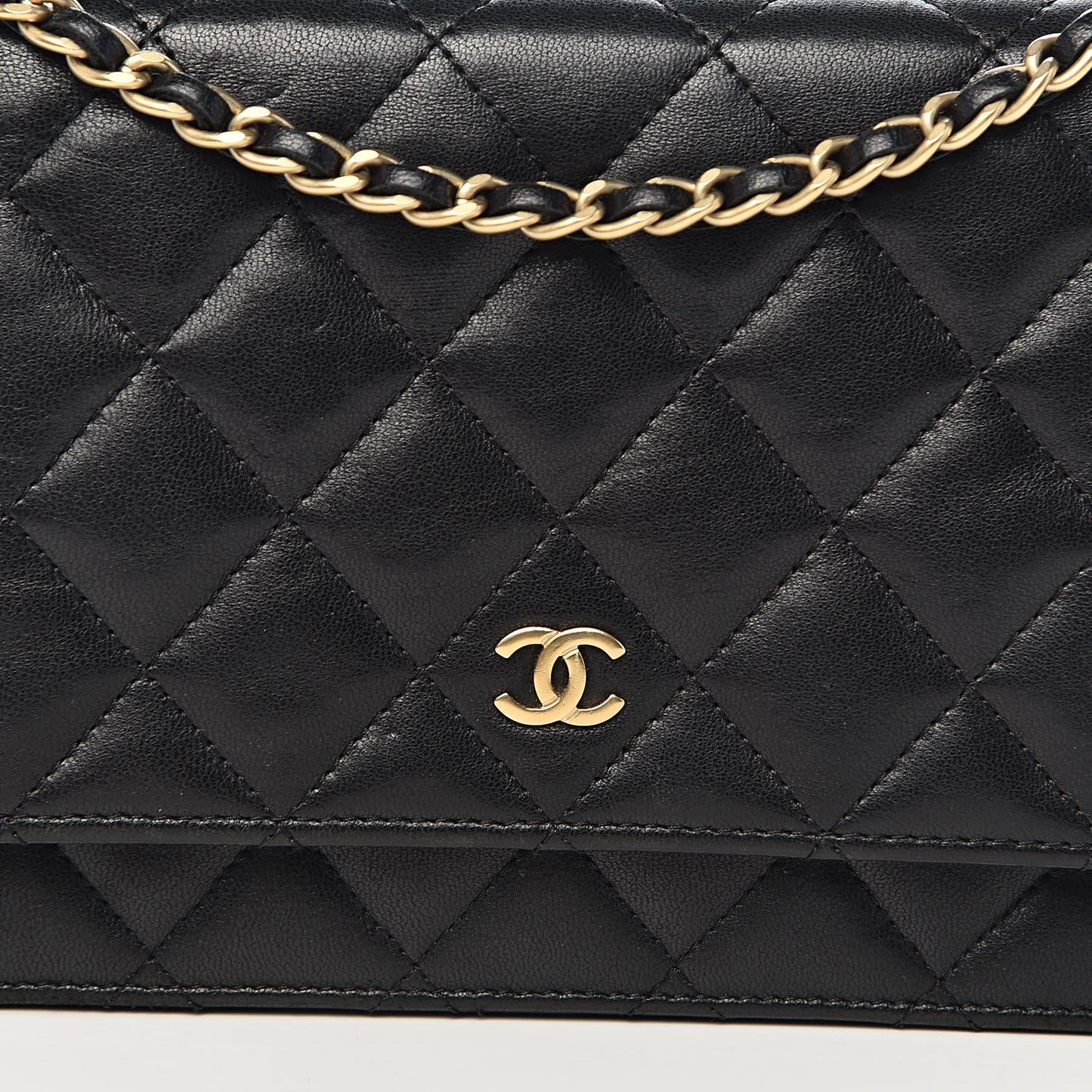 Lambskin Quilted Wallet On Chain WOC Black