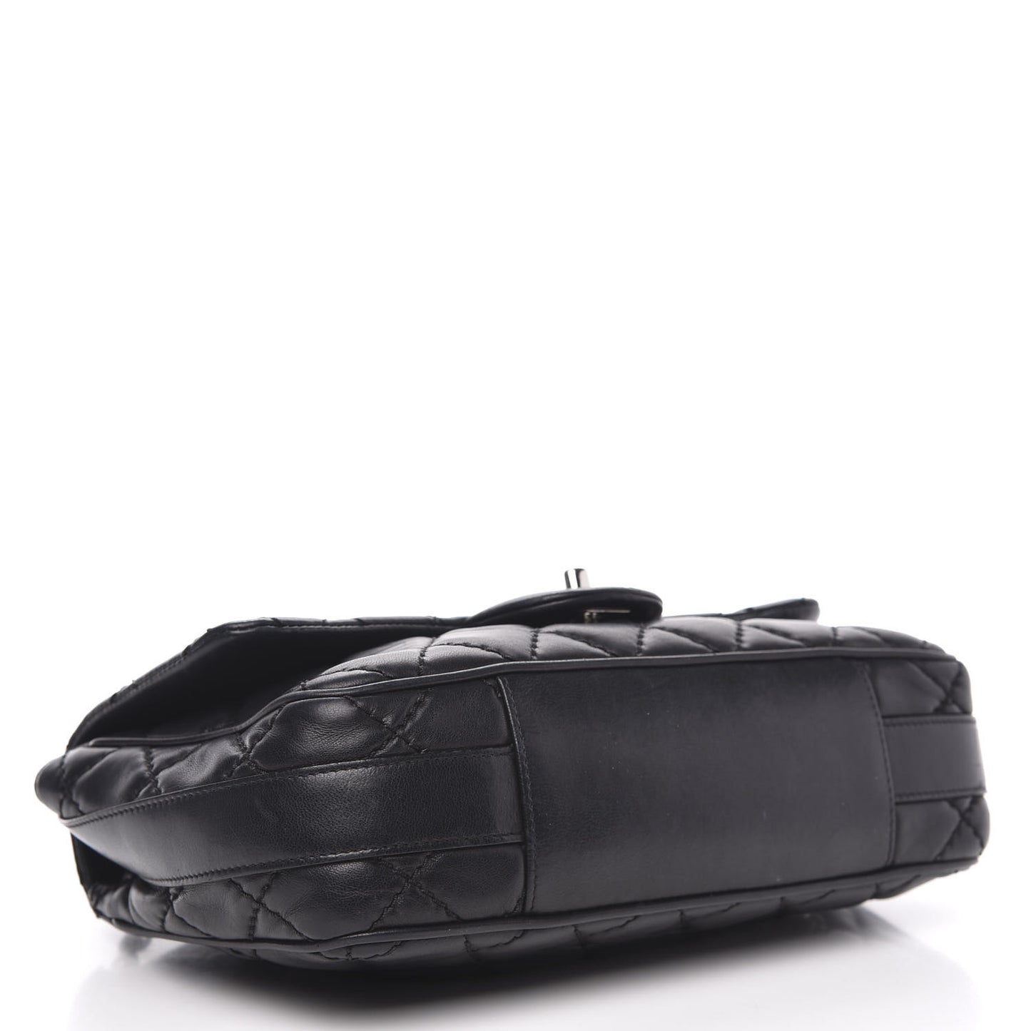 Lambskin Quilted Medium Easy Carry Flap Black