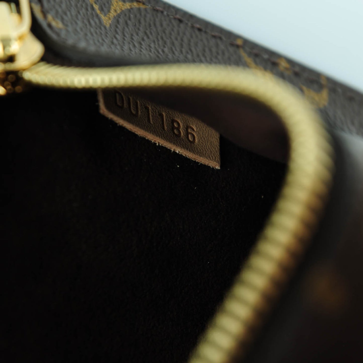 Monogram Pochette Metis