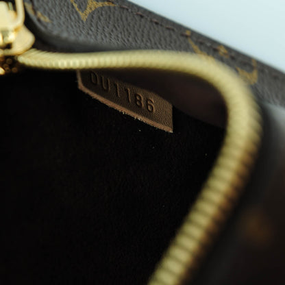 Louis Vuitton Monogram Pochette Metis 7 of 7