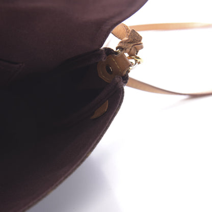 Louis Vuitton Monogram Favorite MM 7 of 12