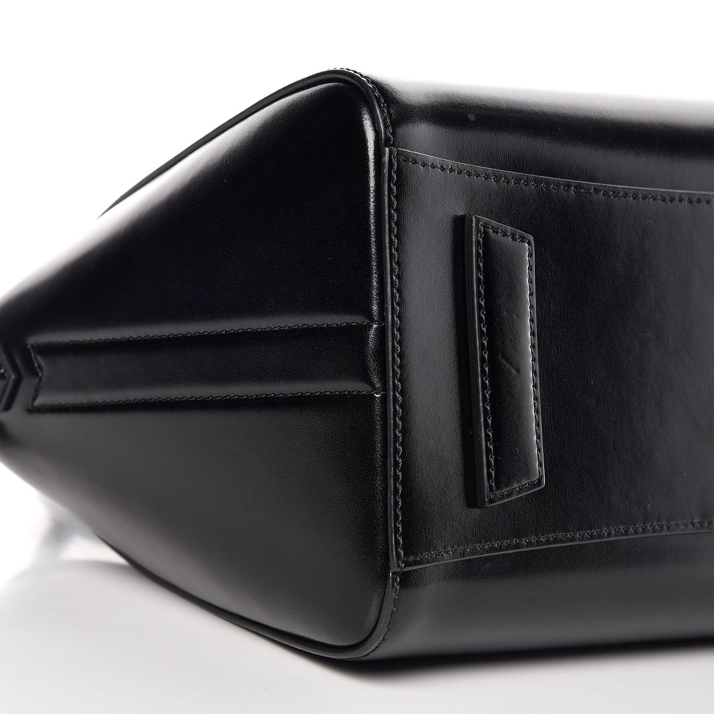 Shiny Lord Calfskin Small Antigona Black