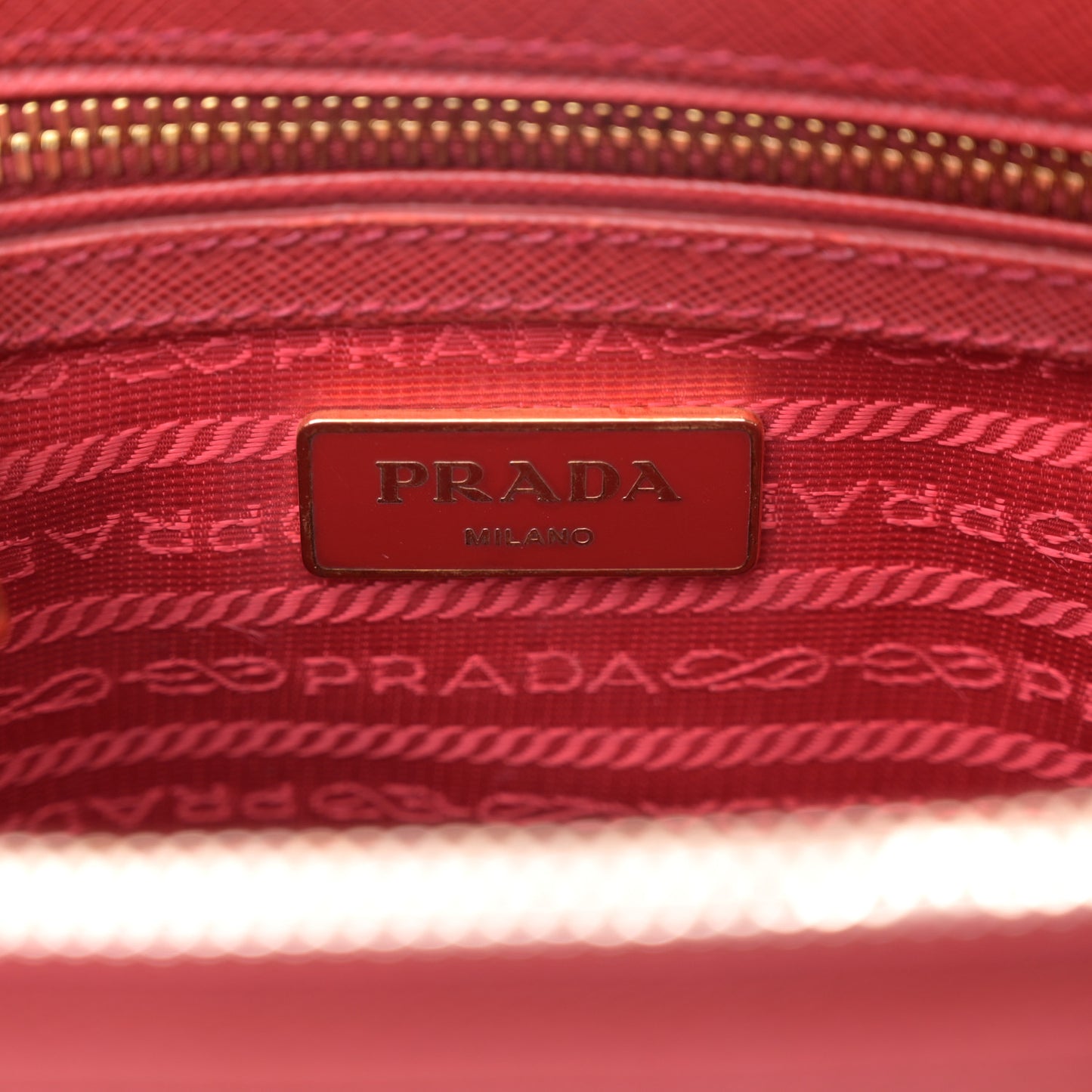 Saffiano Lux Small Galleria Double Zip Tote Fuoco