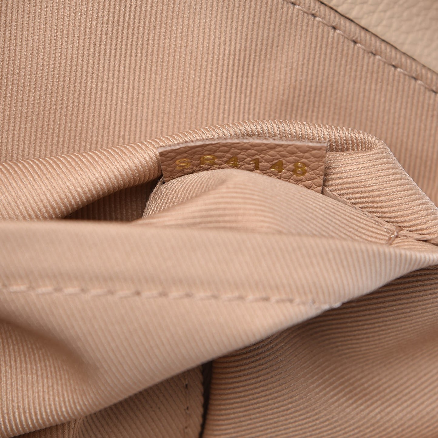 Damier Ebene Clapton Backpack Creme