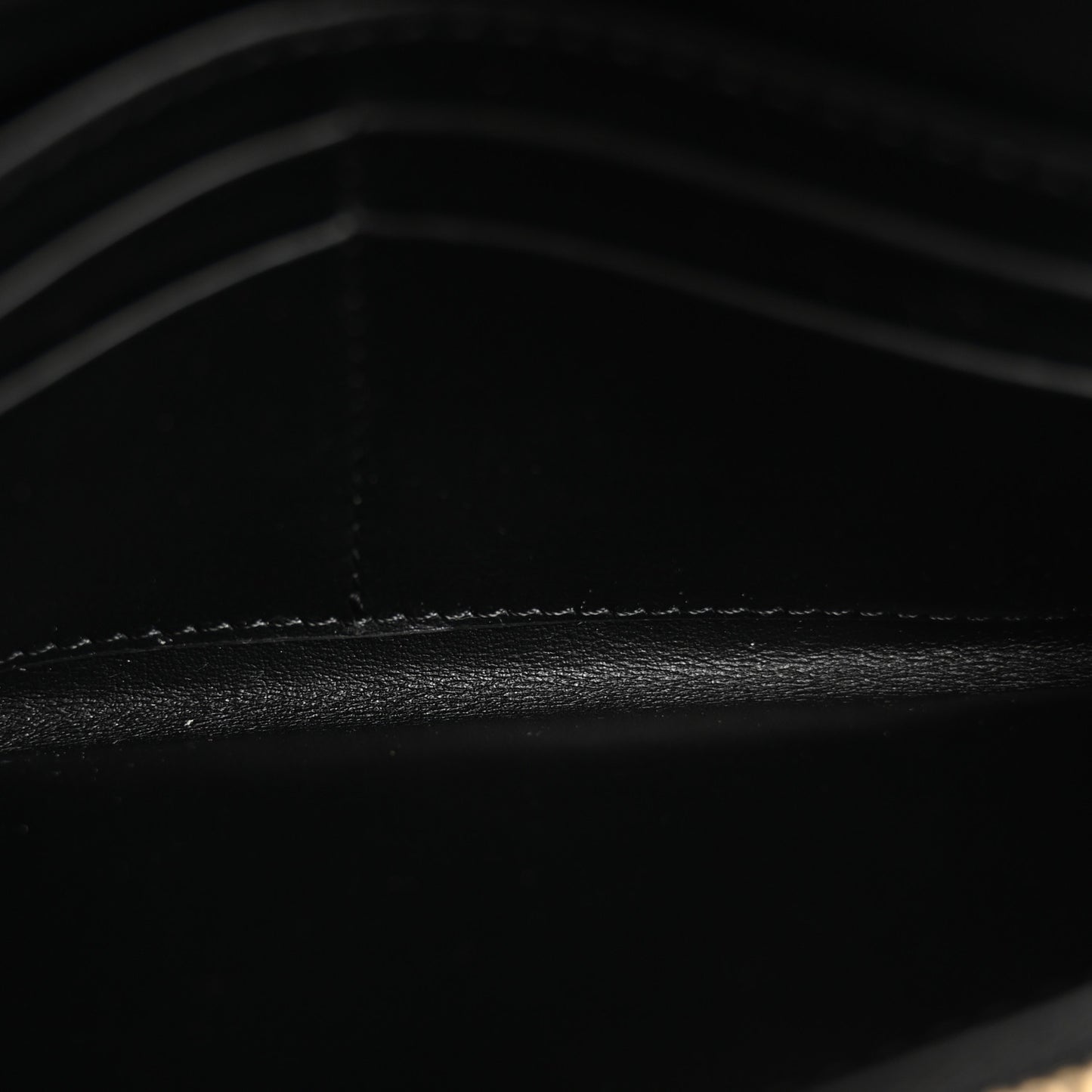 Vintage Check Grain Calfskin Halton Wallet Black