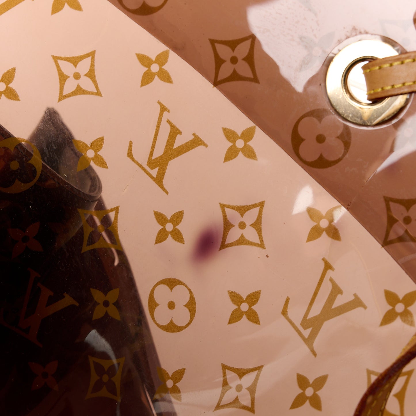 LOUIS VUITTON Vinyl Monogram Ambre Sac Cabas GM