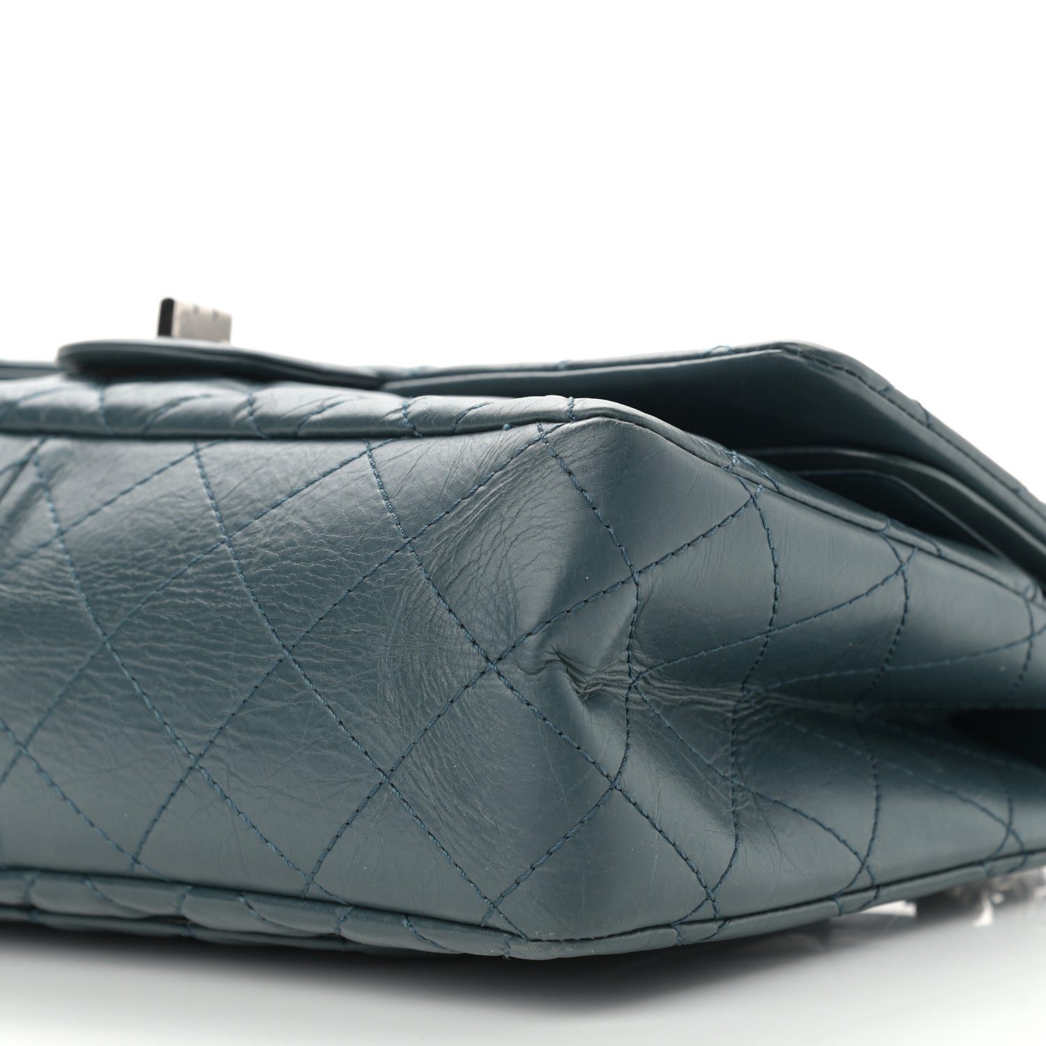 Chanel Aged Calfskin Quilted 2.55 Reissue 227 Green 10 of 16