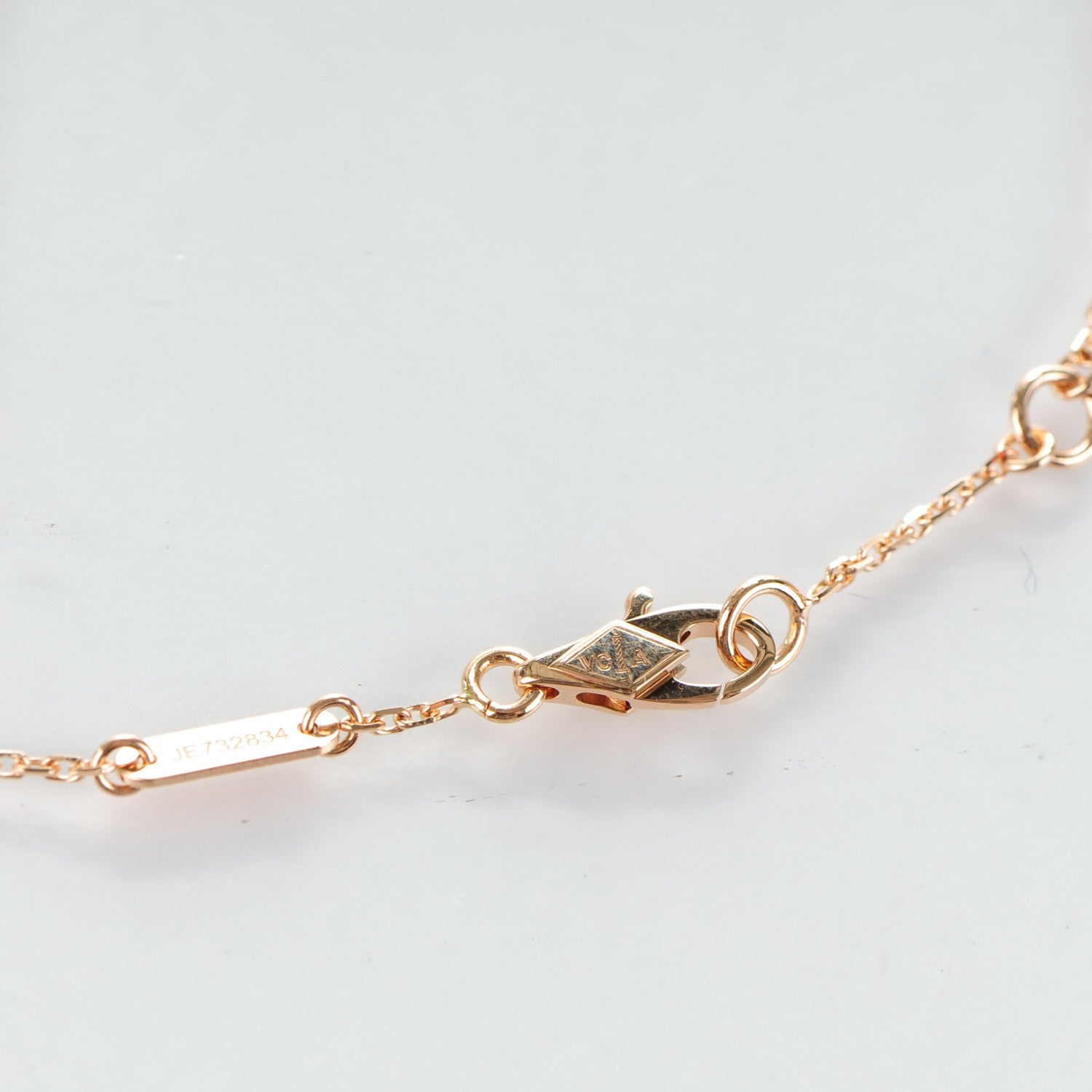 Van Cleef & Arpels 18K Rose Gold Carnelian Sweet Alhambra Heart Bracelet 4 of 7