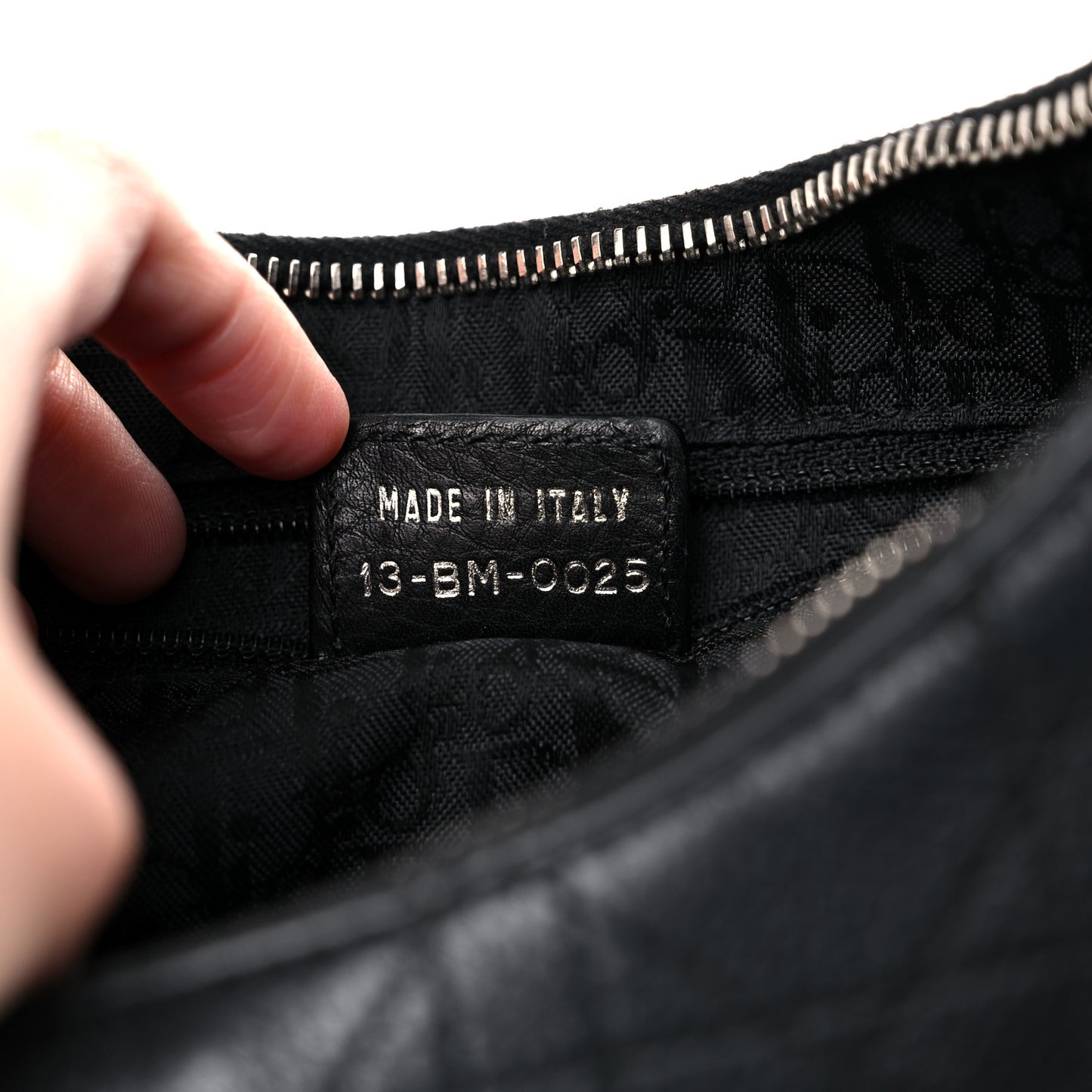 Grained Calfskin Cannage Hobo Black