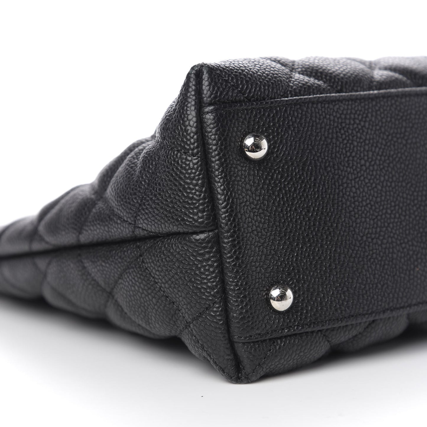 Caviar Quilted CC Shopping Tote Black