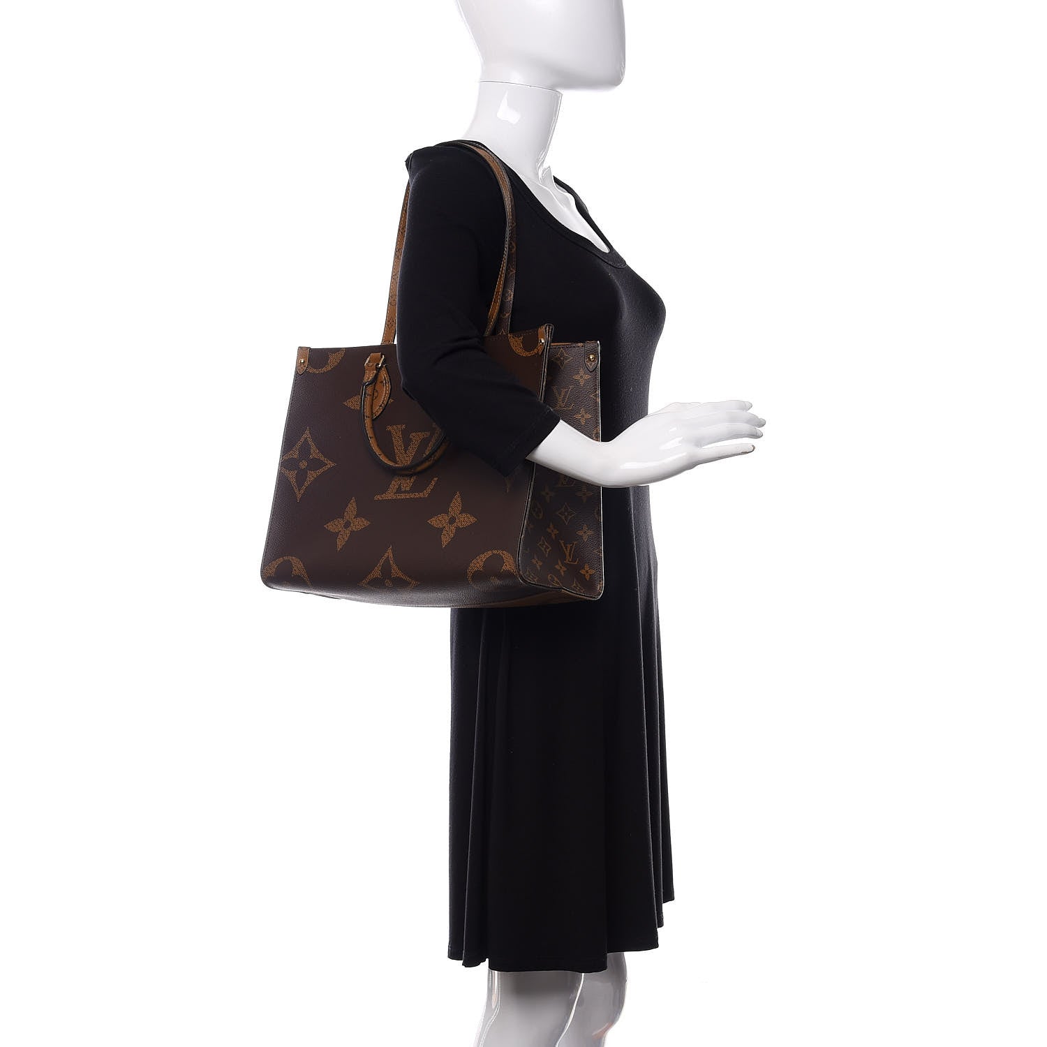 Louis Vuitton Reverse Monogram Giant Onthego MM 2 of 12