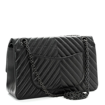 Chanel Aged Calfskin Chevron Quilted 2.55 Reissue 226 So Black 3 of 11