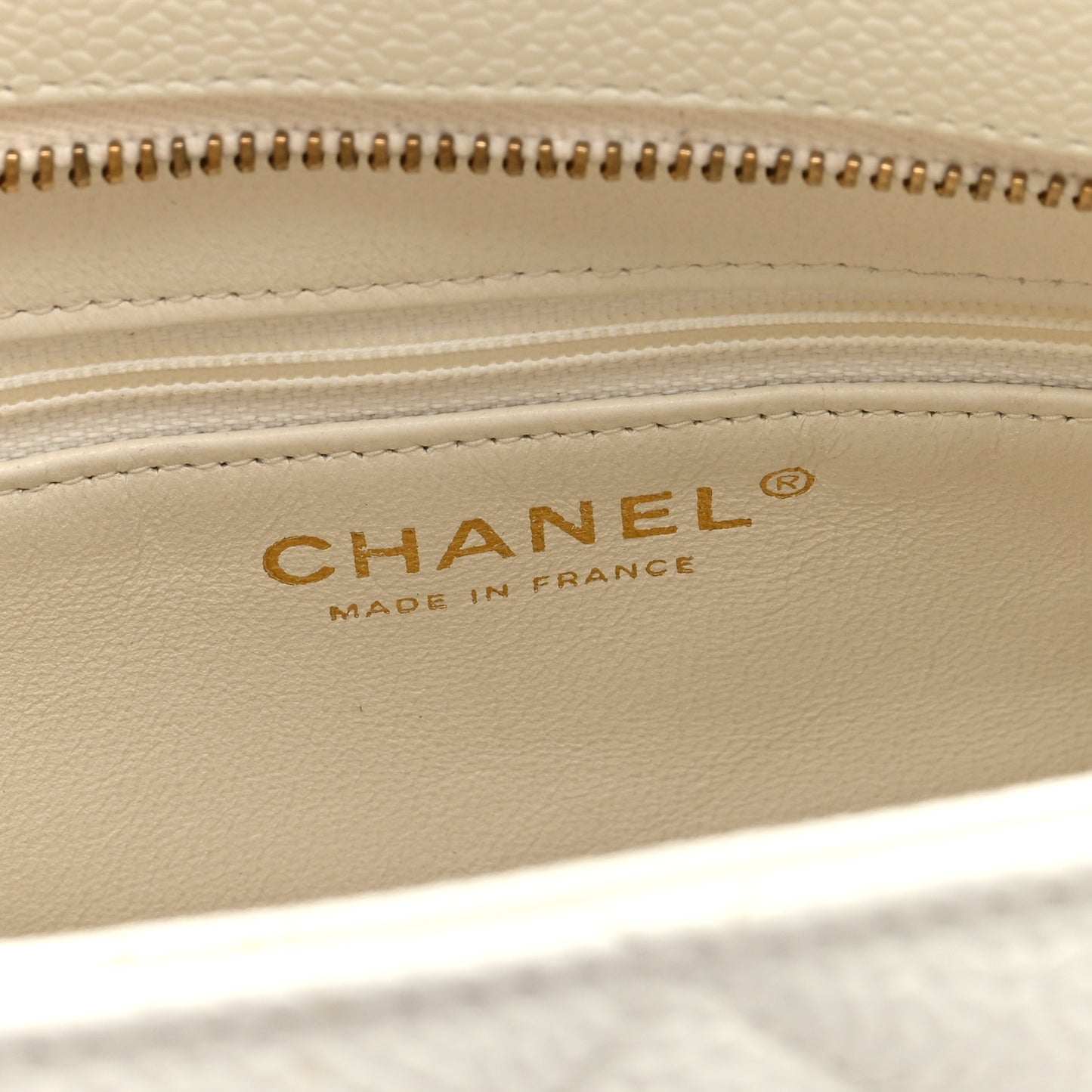 Caviar Quilted Medallion Tote White