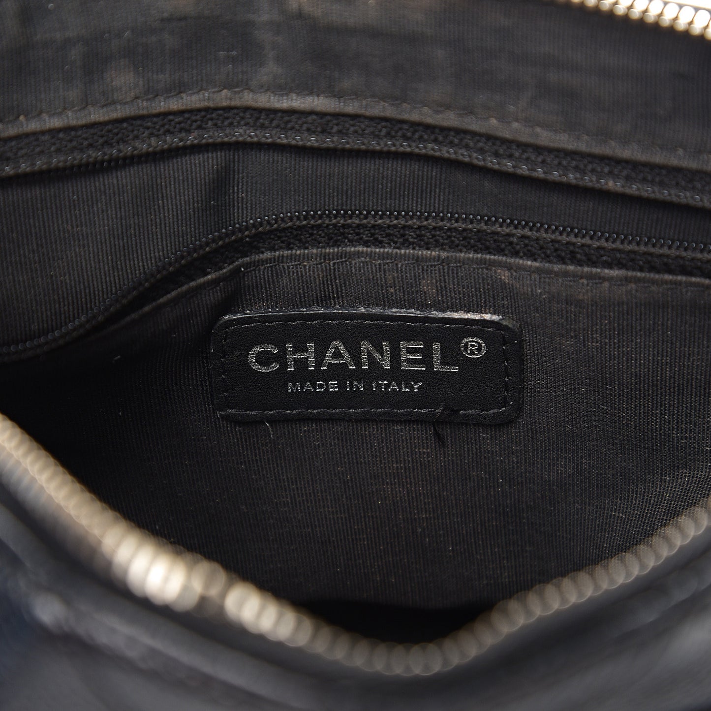 Caviar Quilted Timeless CC Shoulder Bag Black